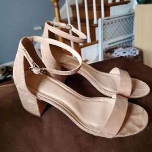 Nude block heels- comfy